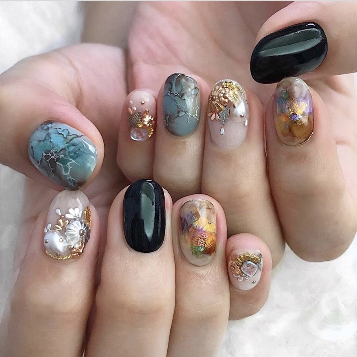 Marble Nail Polish Designs Design 4