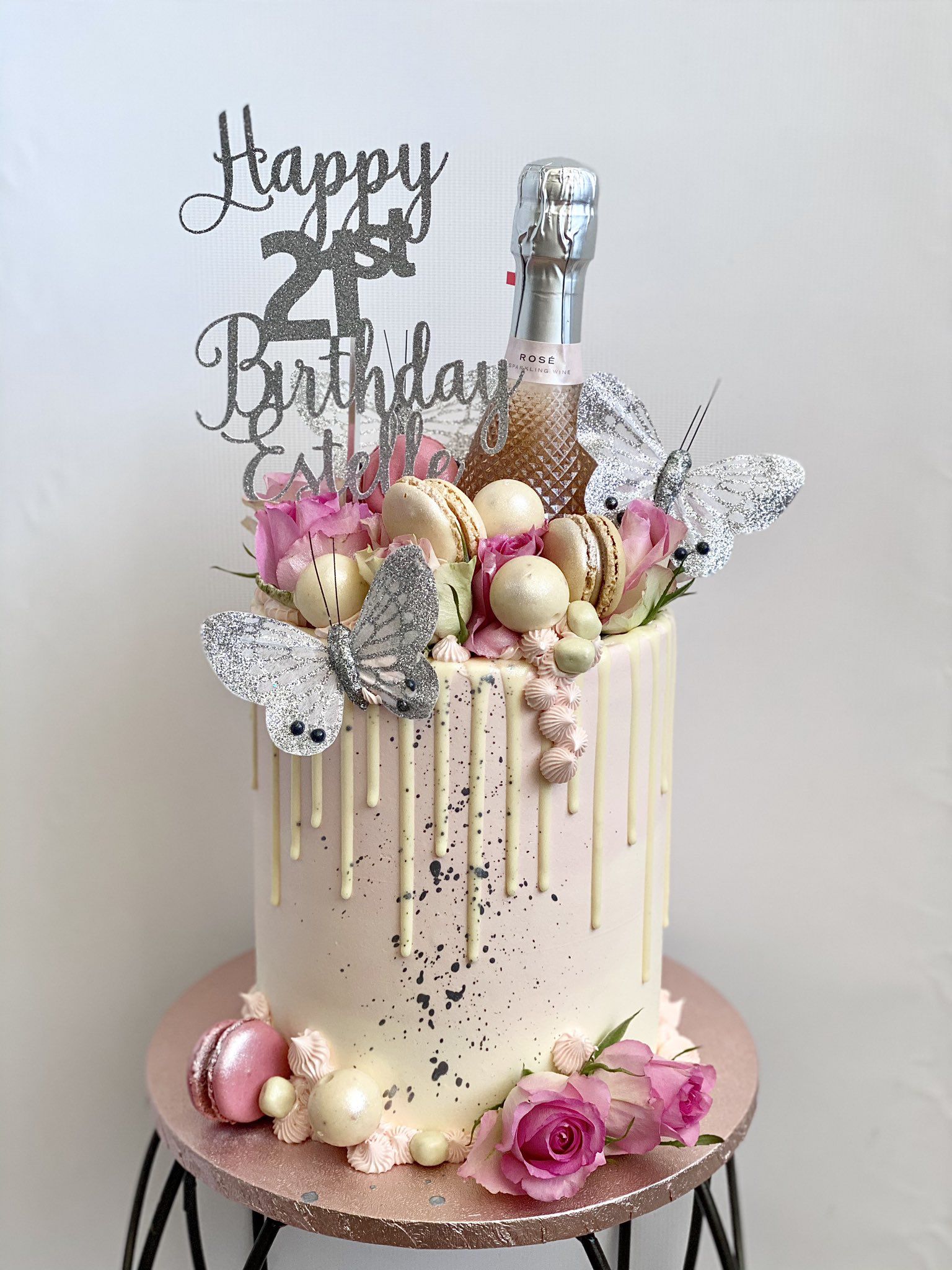 21st birthday cake ideas Design 44