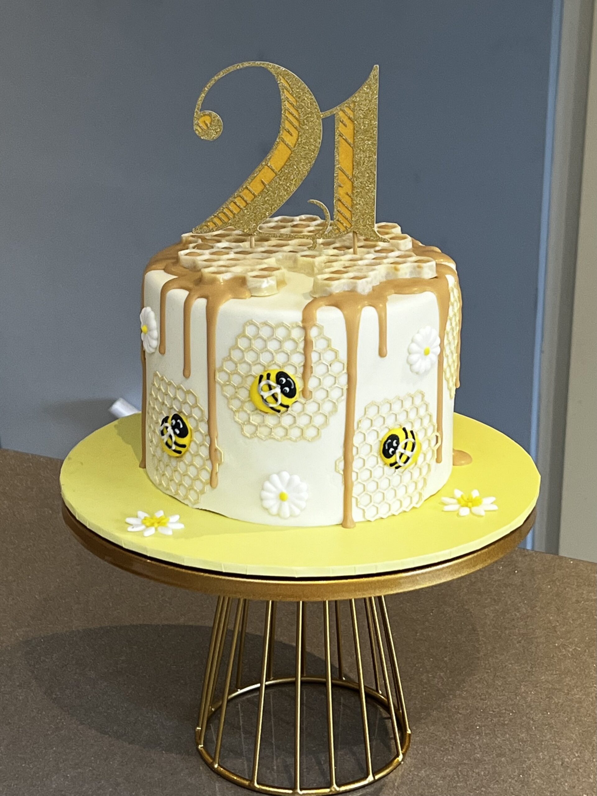 Birthday cake with fondant Design 18