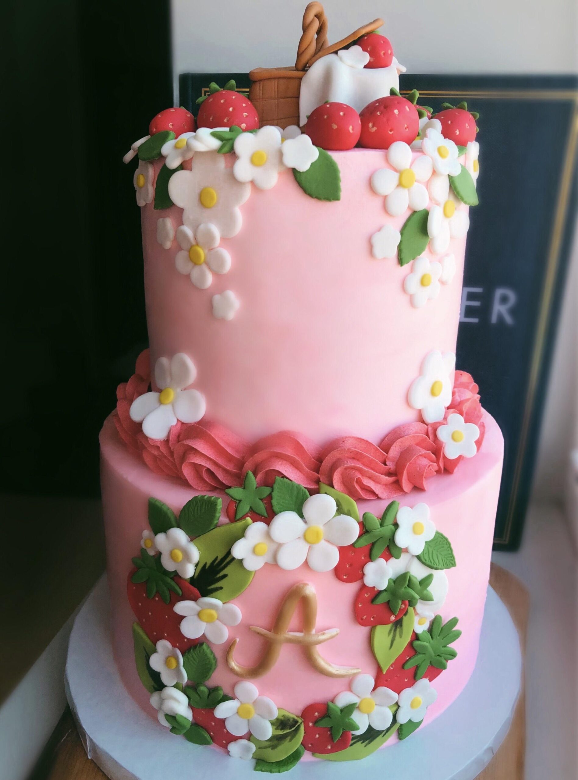 Birthday cake with fondant Design 20