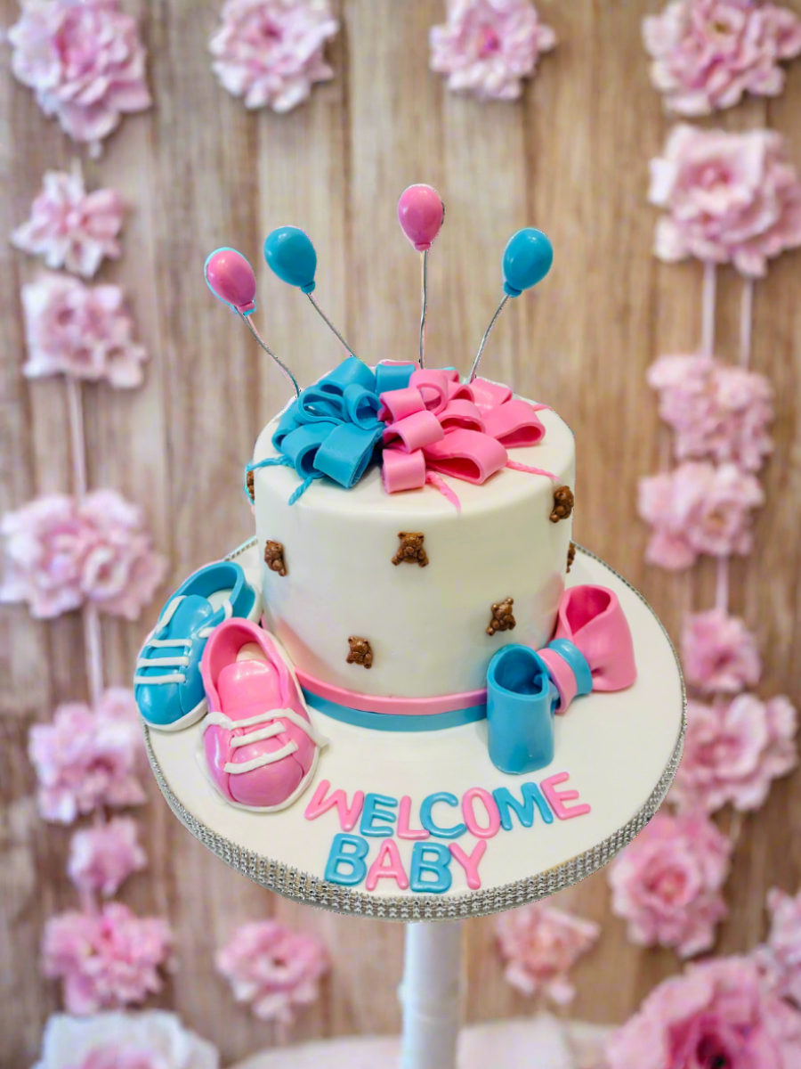 Gender-neutral birthday cake ideas Design 46