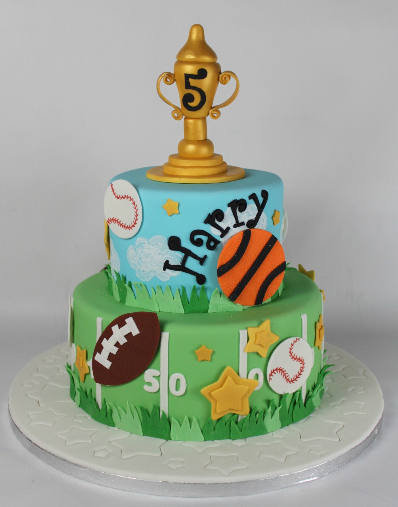 Sports-themed birthday cake Design 28