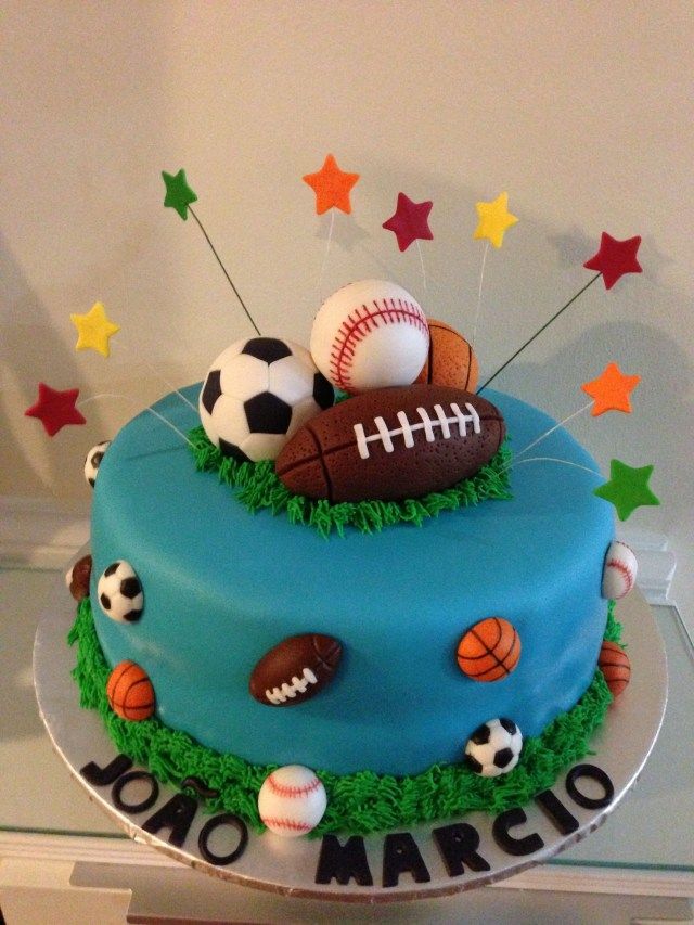 Sports-themed birthday cake Design 50