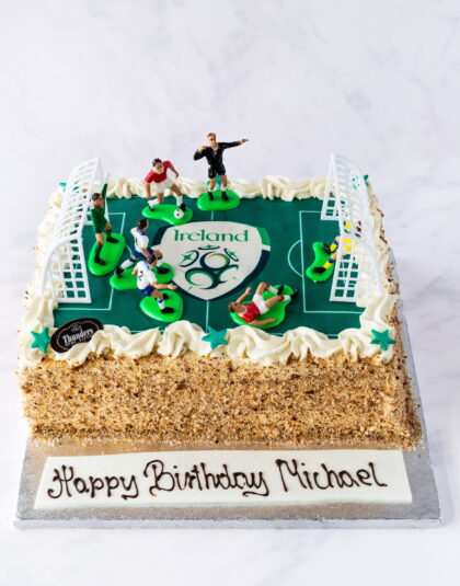 Sports-themed birthday cake Design 51